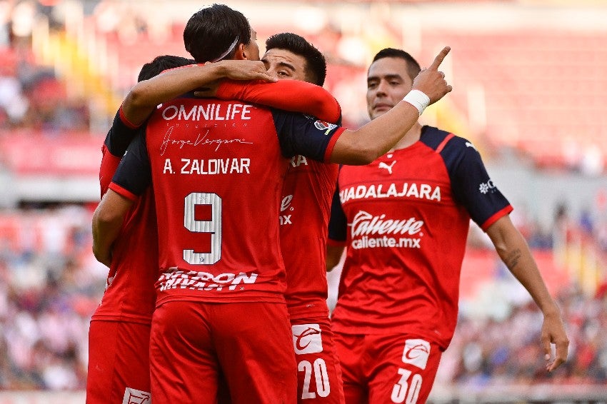 Chivas tras vencer a Necaxa