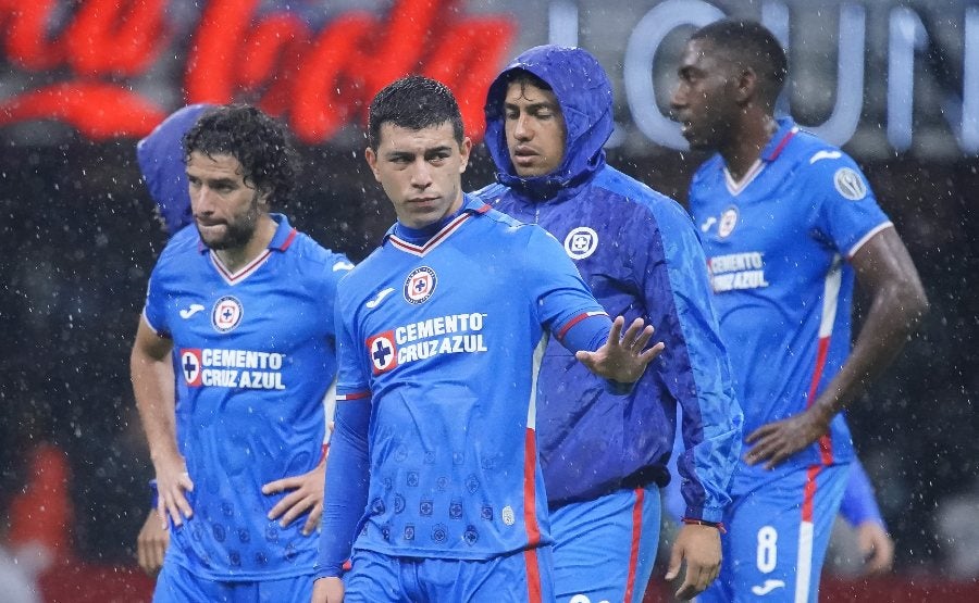 Jugadores de Cruz Azul tras derrota ante América