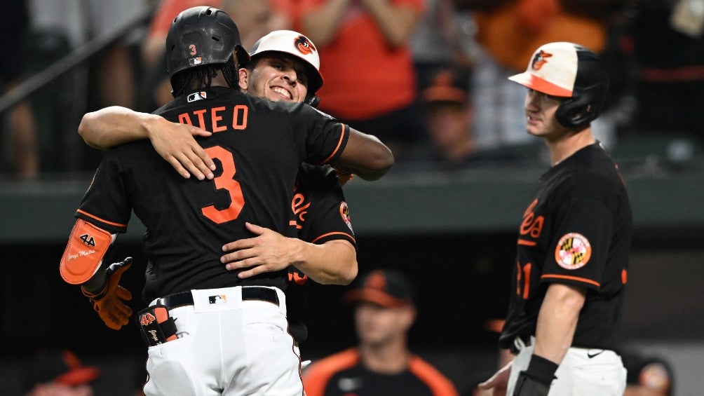 Ramón Urías: Cuadrangular 13 del mexicano en triunfo de Orioles ante Red Sox