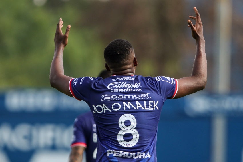 Joao Maleck en un partido con Tepatitlán