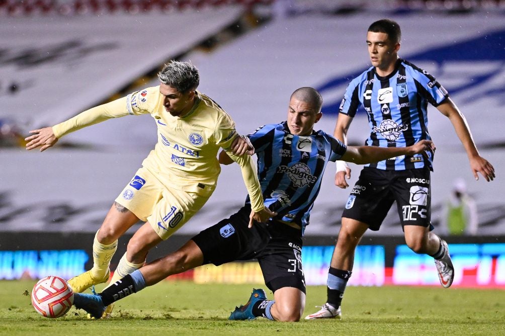 Acción en el Querétaro vs América  