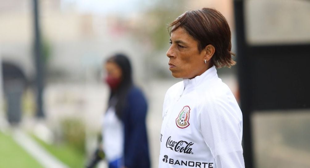 Maribel Domínguez durante un entrenamiento del Tri Femenil Sub 20