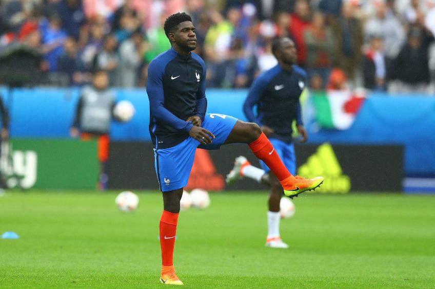 Samuel Umtiti previo a un partido de Francia