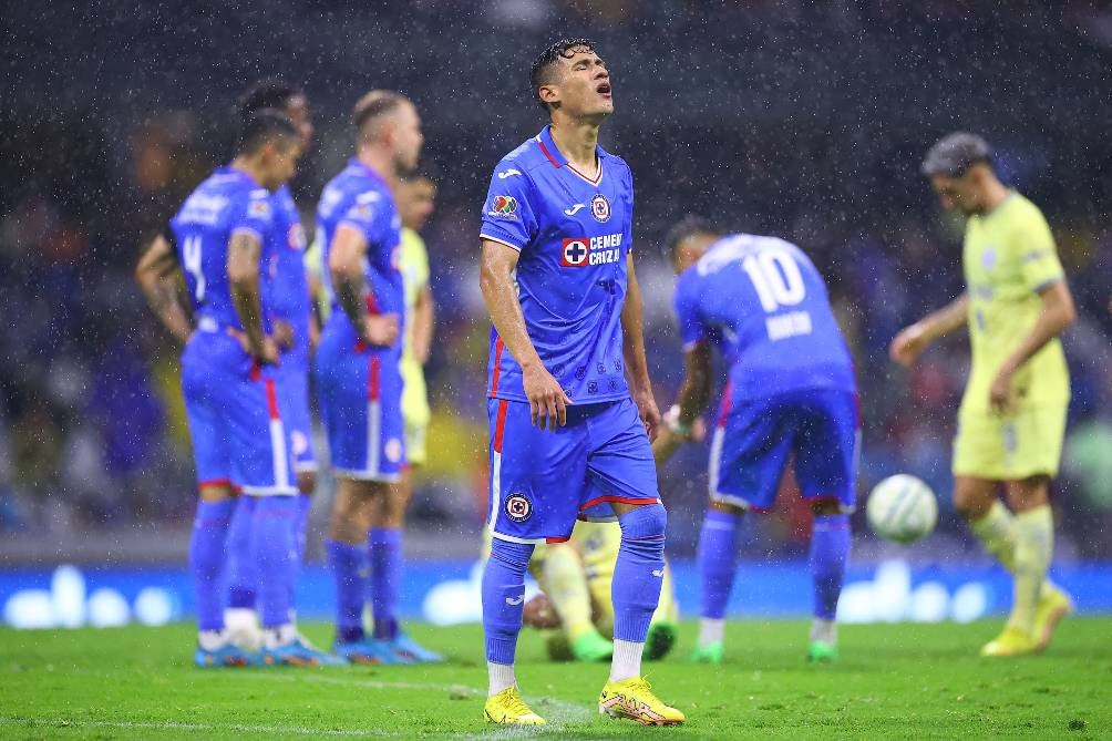 Uriel Antuna ha venido a la baja en Cruz Azul