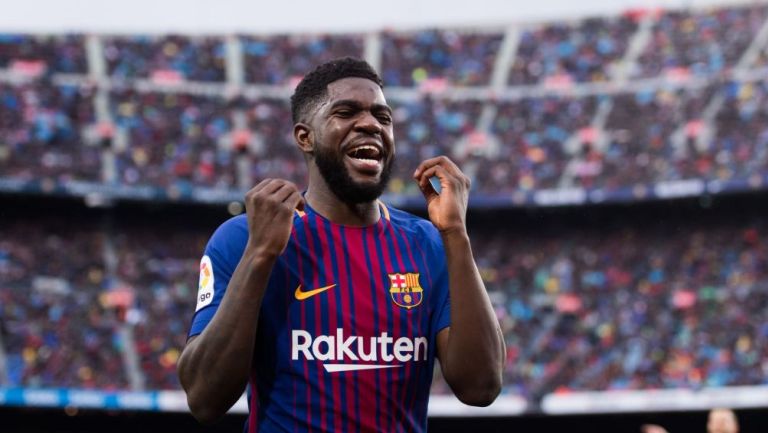 Umtiti, en acción con el Barcelona