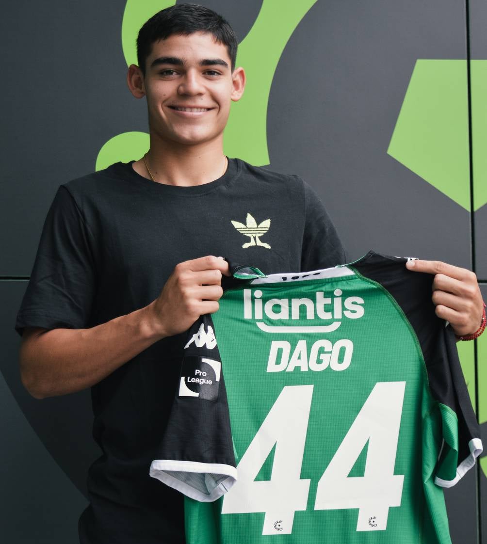 Dagoberto Espinoza fue presentado con el Cercle Brugge de Bélgica