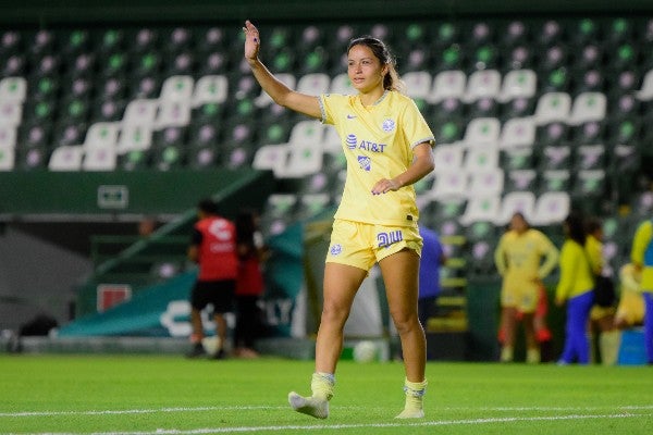 Scarlett Camberos en acción con las Águilas