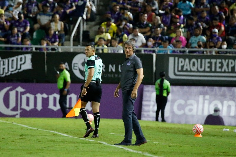 Gabriel Caballero durante el partido de la jornada 11