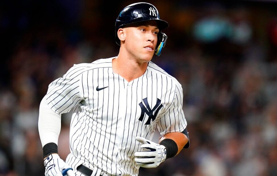 Aaron Judge al conectar cuadrangular