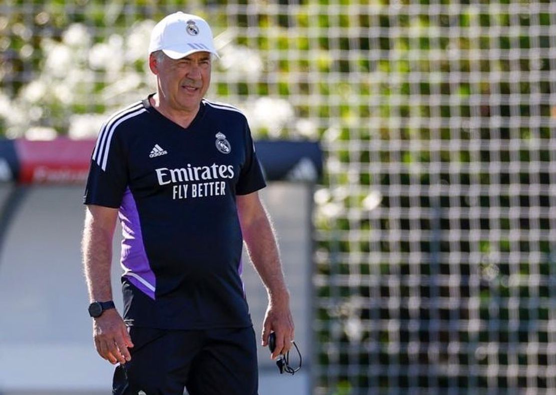 Acelotti entrenando al Real Madrid 