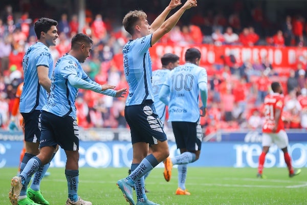 Pachuca ganó con contundencia 