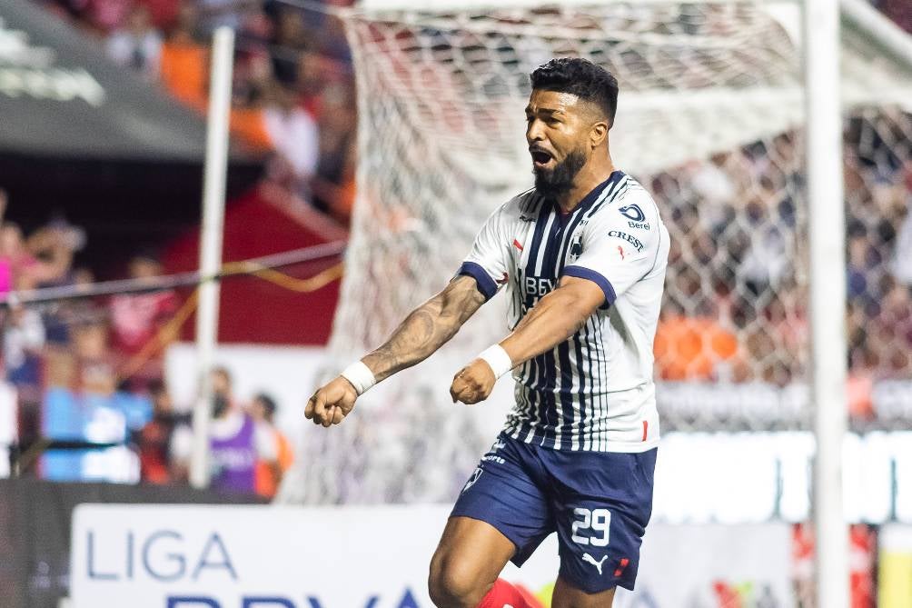 Rodrigo Aguirre es el líder goleador en Rayados