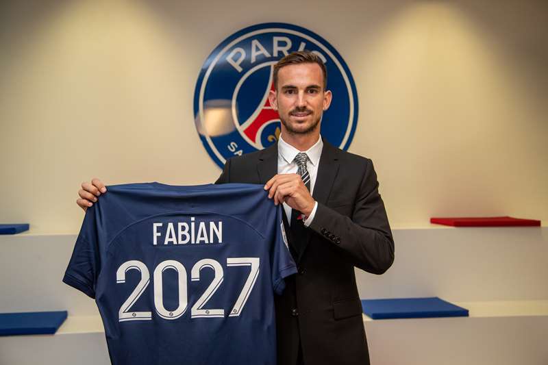 Fabián Ruiz, nuevo jugador del PSG