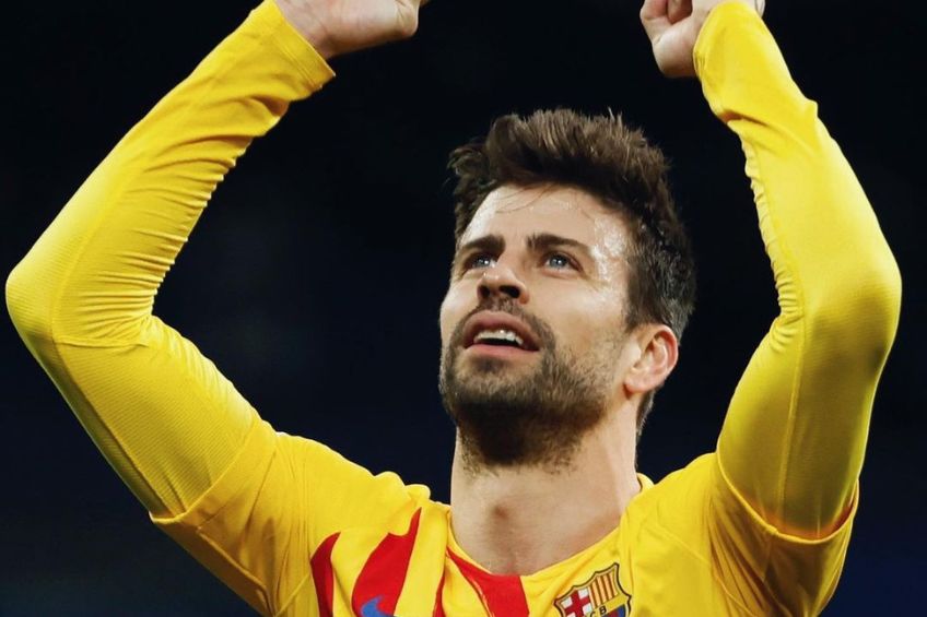 Gerard Piqué festejando un gol