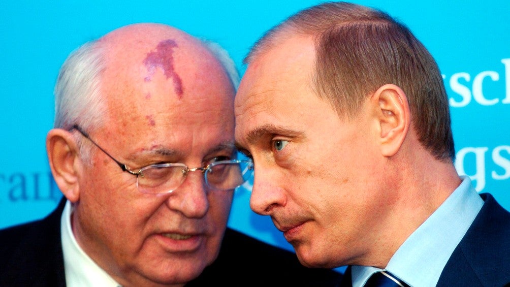 Mijaíl Gorbachov y Vladimir Putin