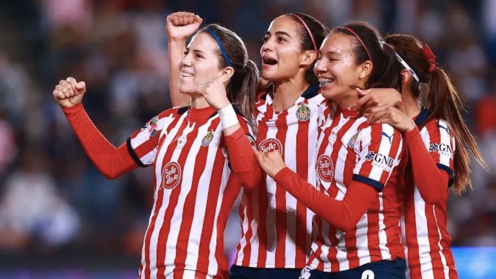 El futbol femenil celebra este nuevo espacio