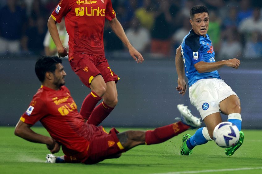 Raspadori durante un partido del Napoli