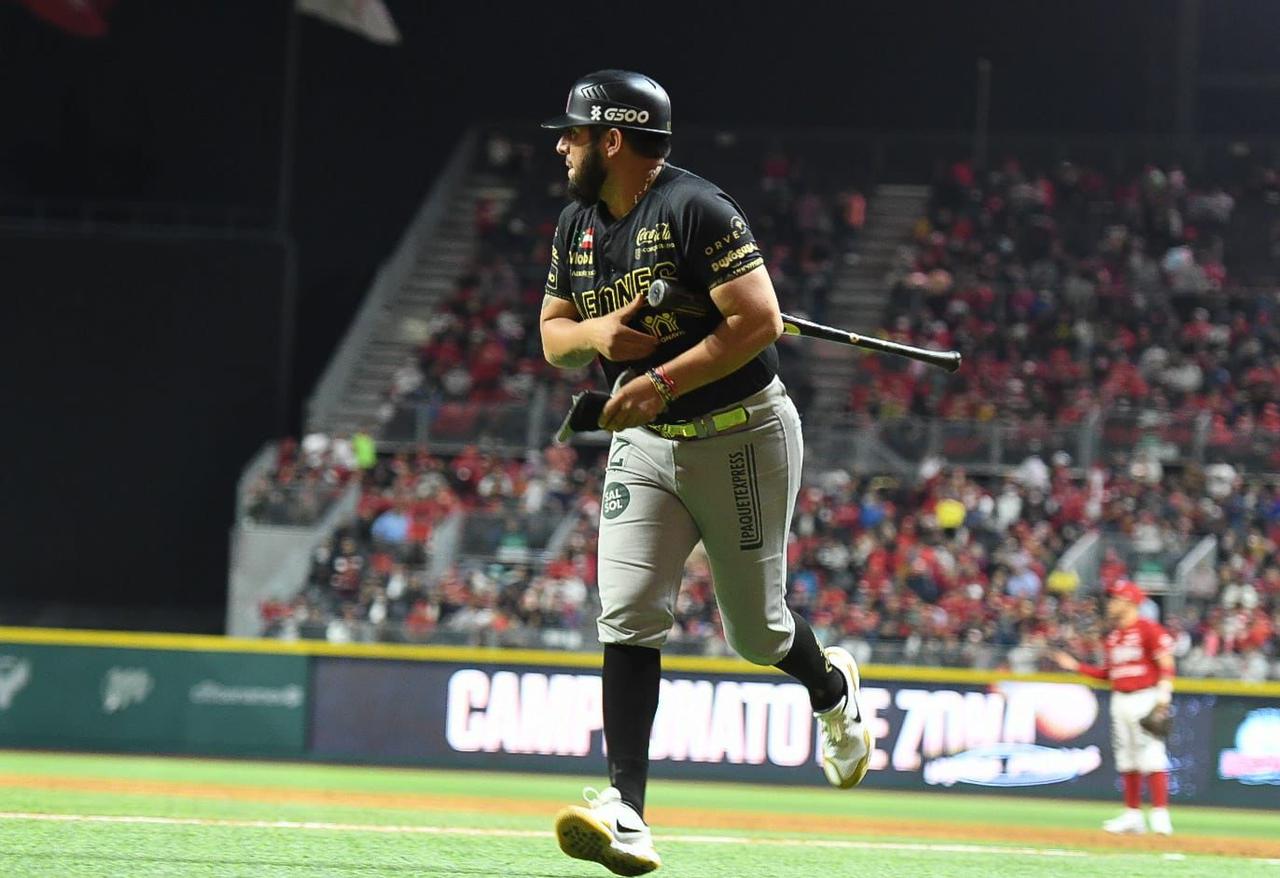 Leones de Yucatán en acción 