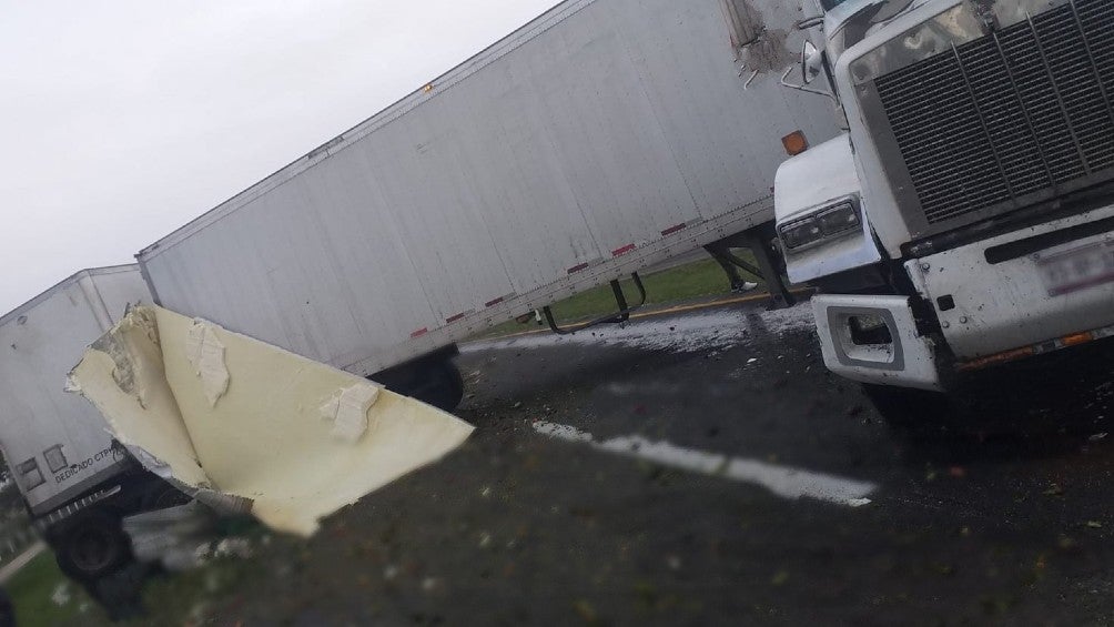 Aficionados de Tigres se quedaron varados por accidente en carretera