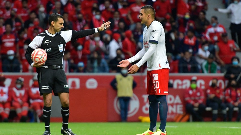 Chivas fue perjudicado por el arbitraje 