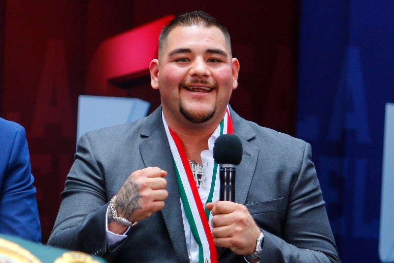 Andy Ruiz durante una conferencia de TV Azteca