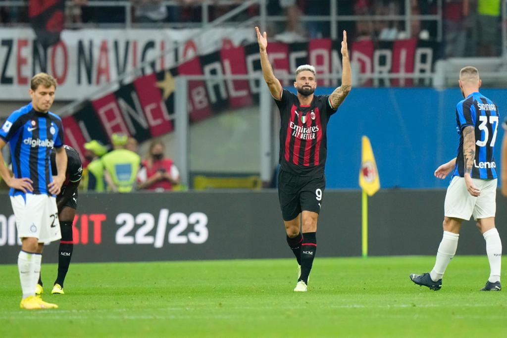 Giroud celebrando un gol 