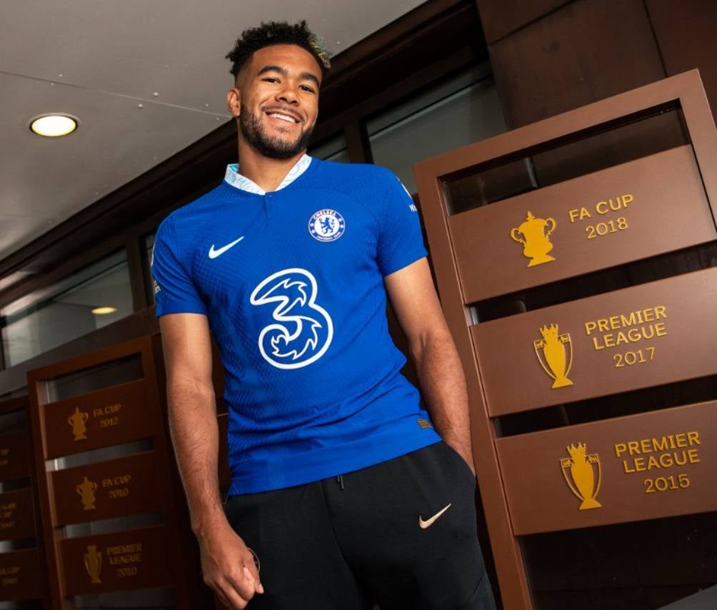 Reece James seguirá jugando en el Chelsea