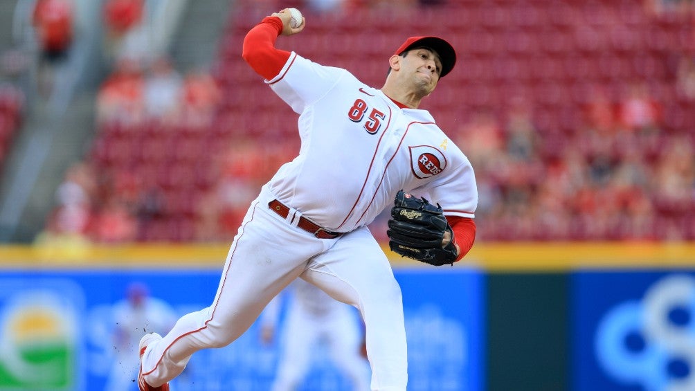 Luis Cessa: Destacada salida del mexicano en triunfo de Reds ante Rockies