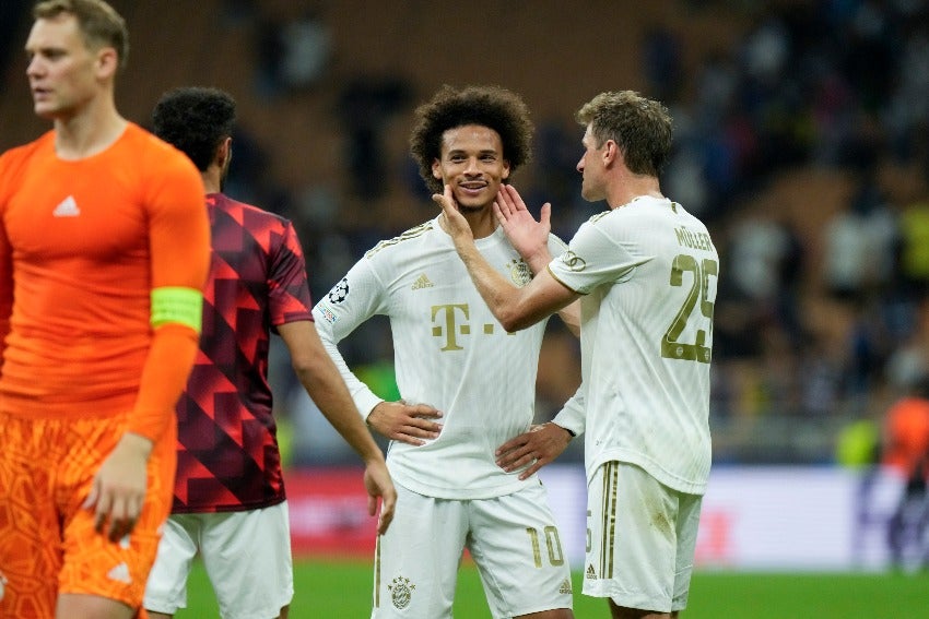 Sané celebrando su gol