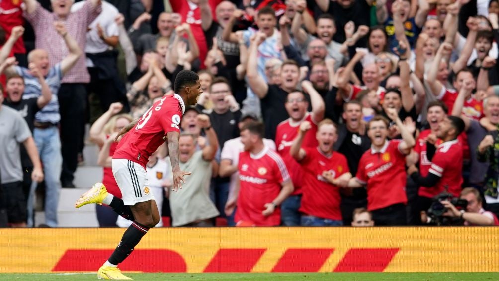 Marcus Rashford en festejo de gol