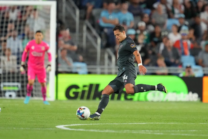 Chicharito Hernández en un partido de Galaxy