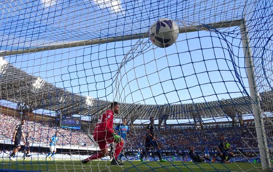 El gol de Raspadori le dio el triunfo al Napoli