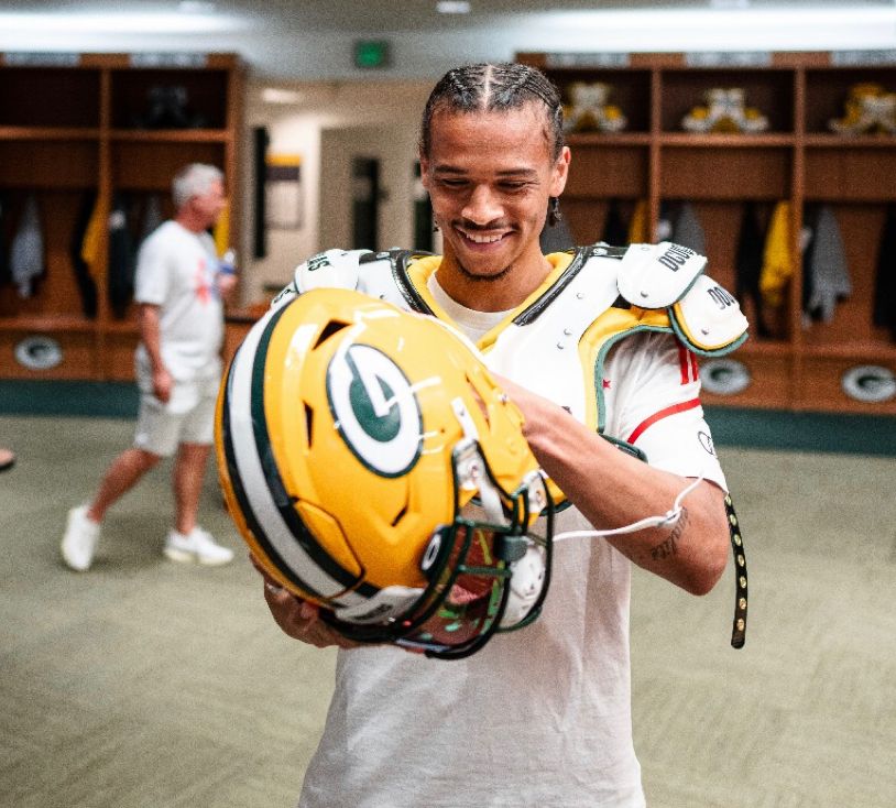 Sané en el vestidor de Green Bay 