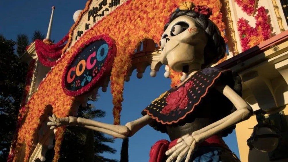 Disney: 'Coco' y 'Frozen' tendrán atracciones en sus parques temáticos