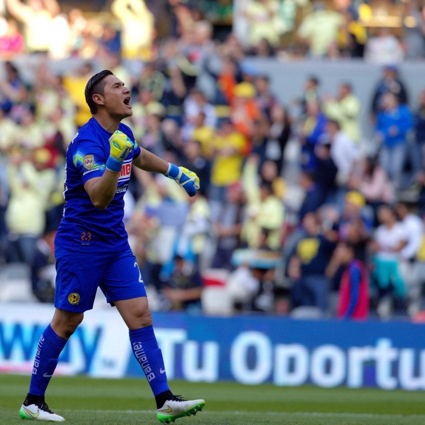 Moisés Muñoz en un partido de América