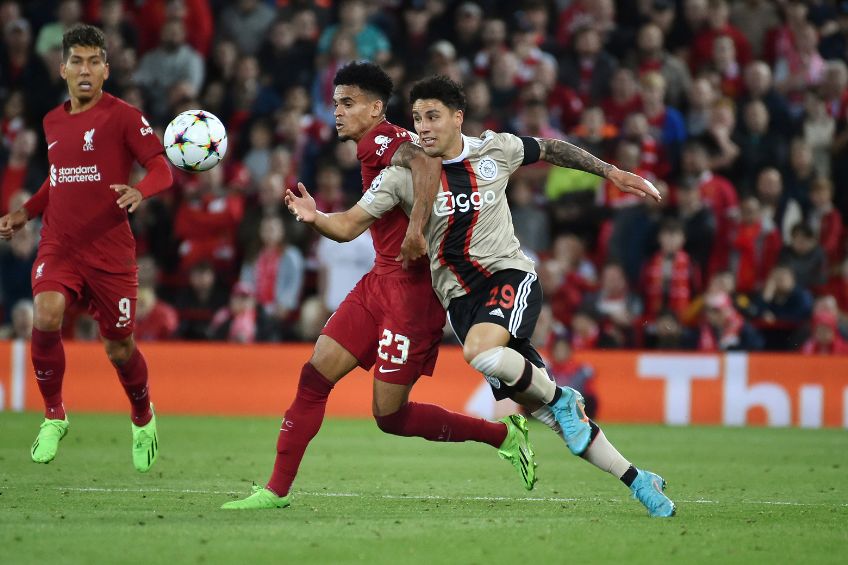 Jorge Sánchez durante un partido del Ajax