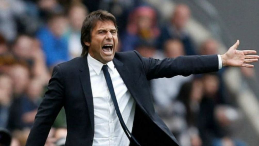 Conte en su etapa en Italia