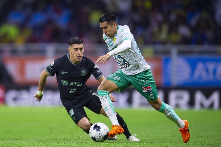 David Ramírez durante un partido del León