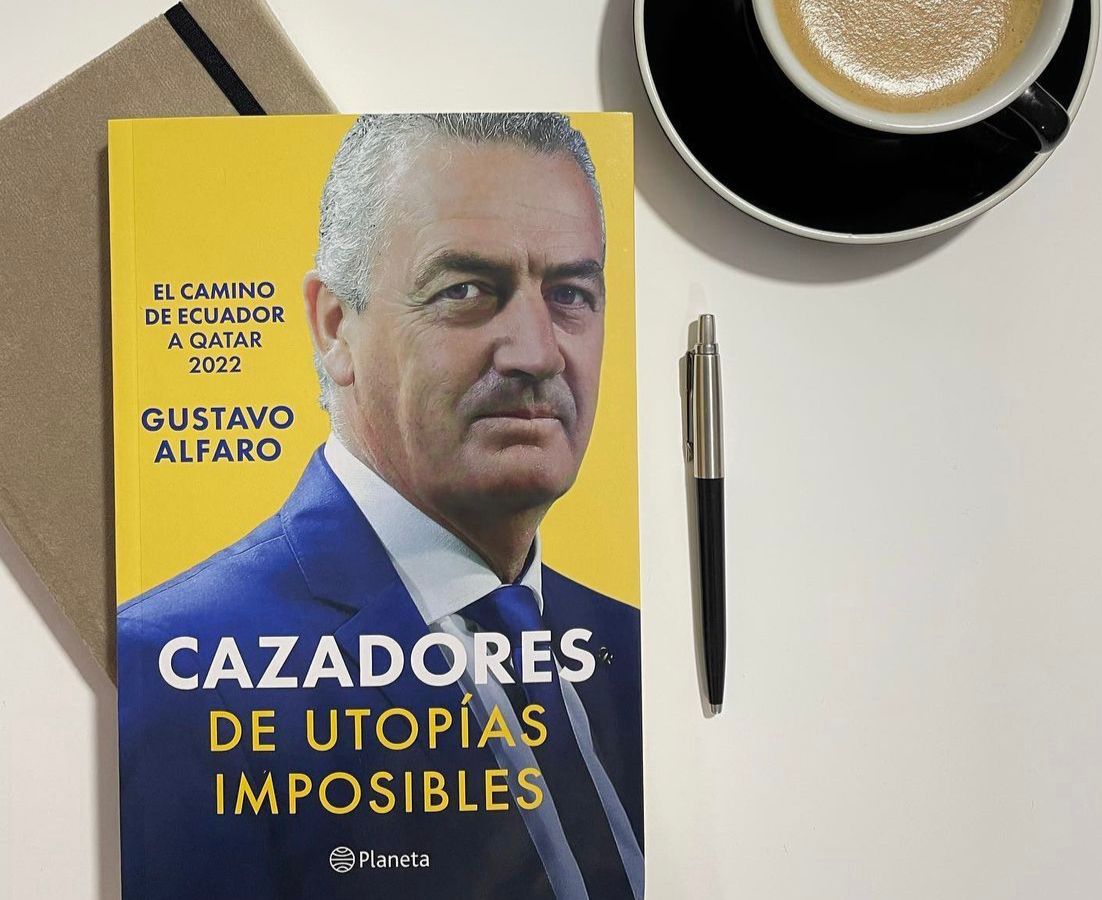 Portada del libro de Gustavo Alfaro