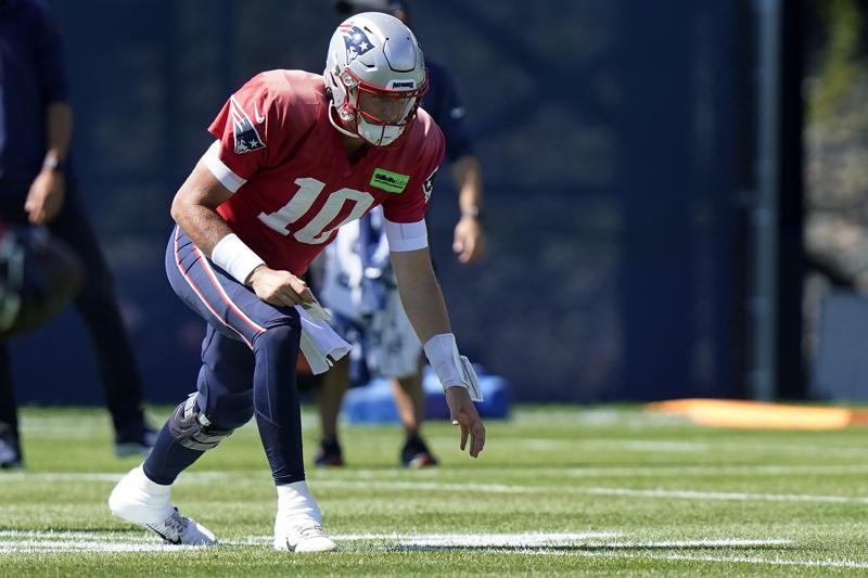 Mc Jones entrenando con los Patriots 