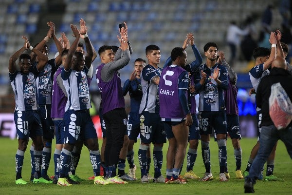 Jugadores de Pachuca tras partido