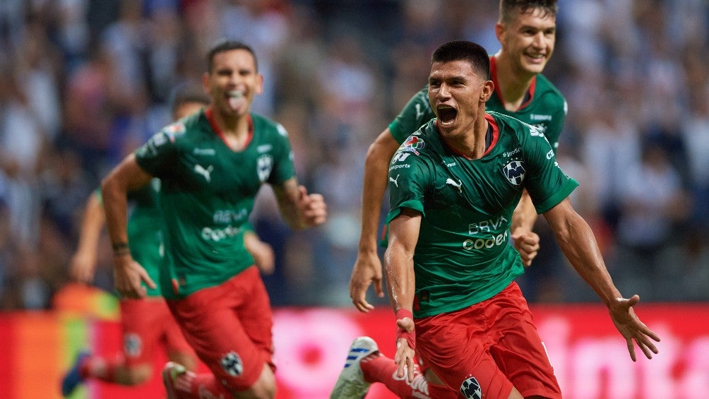 Rayados en festejo de gol