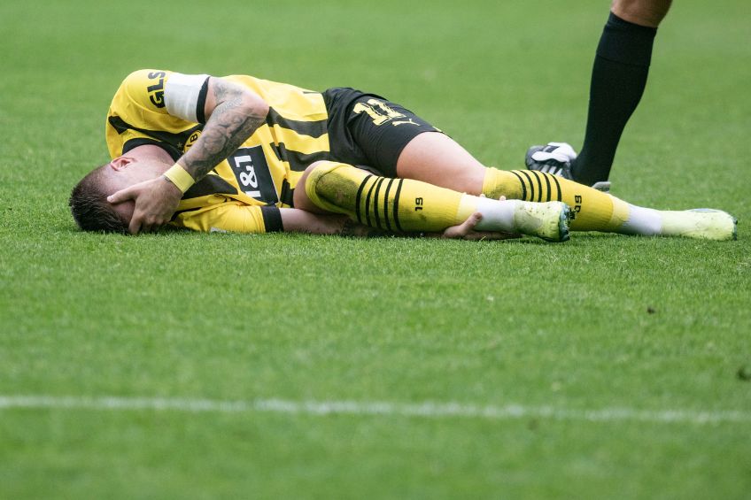 Marco Reus tras lesionarse