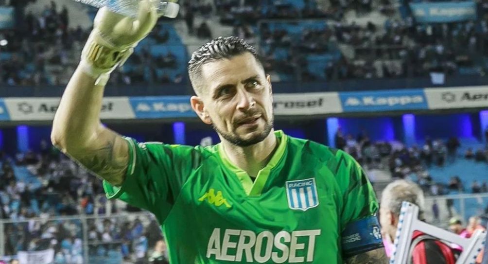 Gabriel Arias tras un partido de Racing