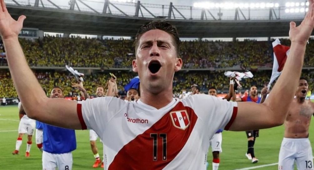 Santiago Ormeño tras un partido de Perú