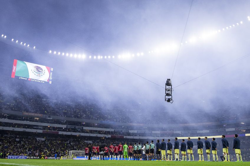 Jugadores de Chivas y América previo a un Clásico Nacional