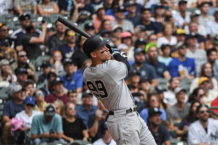 Aaron Judge tras conectar un home run