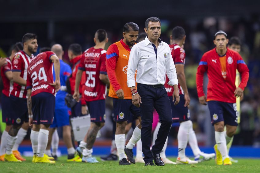 Ricardo Cadena tras un partido de Chivas