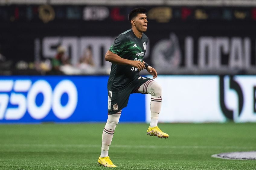 Jesús Gallardo previo a un partido de México