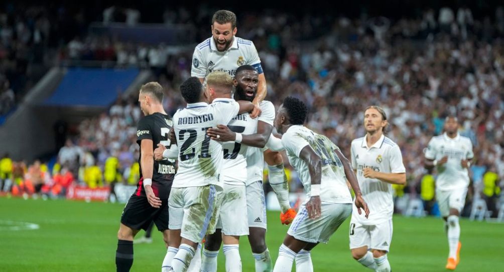 Jugadores del Real Madrid festejando un gol